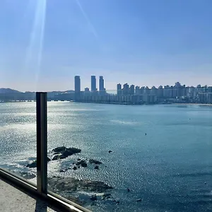 H Avenue Gwanganri 2* Пусан